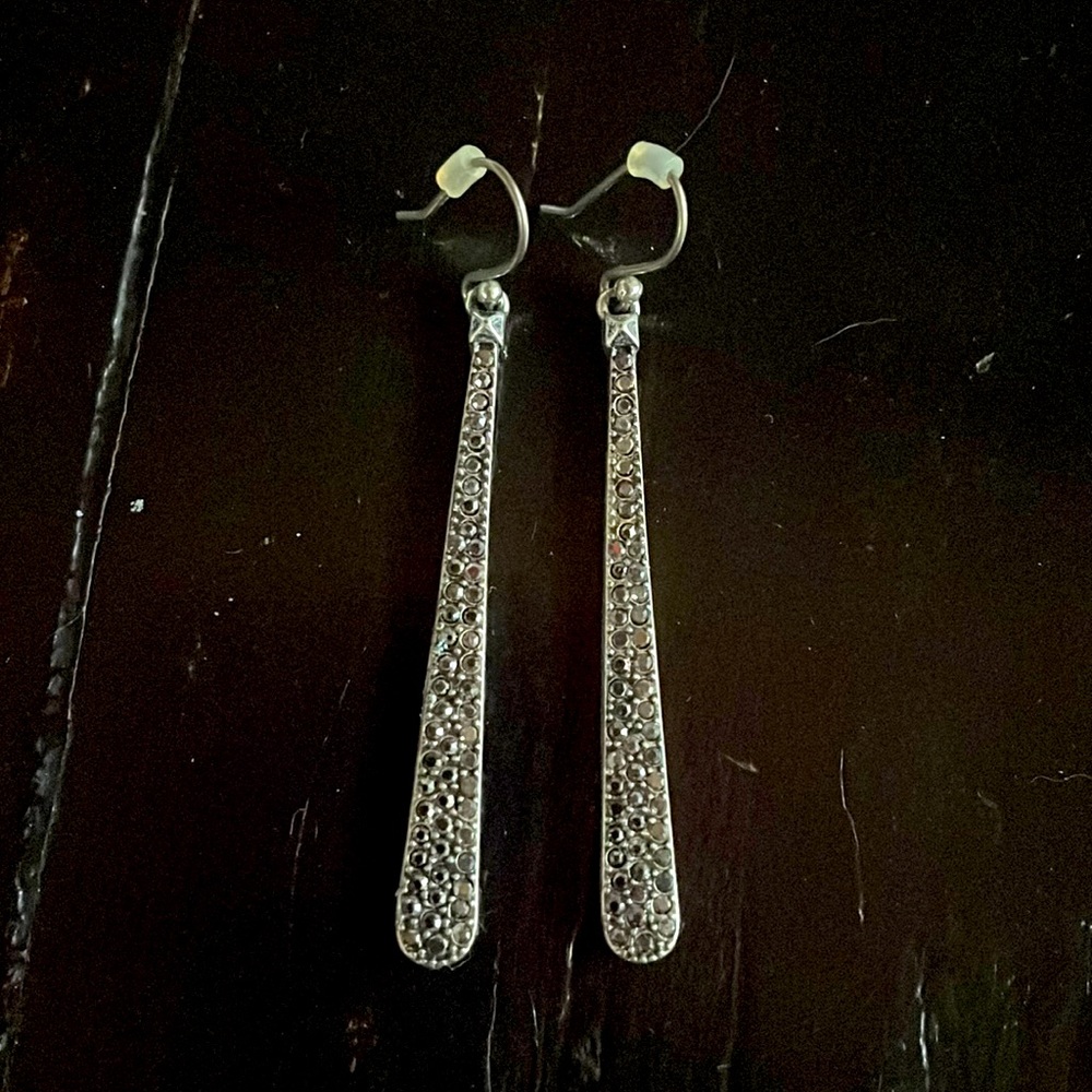 3/$20! Elegant sparkling earrings with black crystals
